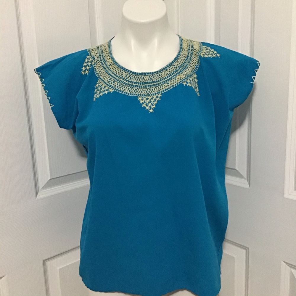 ‼️🚨⏰ 🌴 Handmade Artisan Teal Top